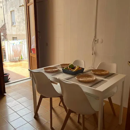 La Sicula Atene House 200 Mt From Metro Giuffrida Bed & Breakfast *