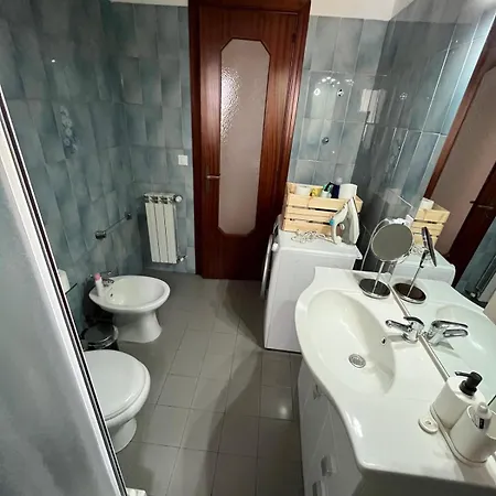 La Sicula Atene House 200 Mt From Metro Giuffrida Bed & Breakfast